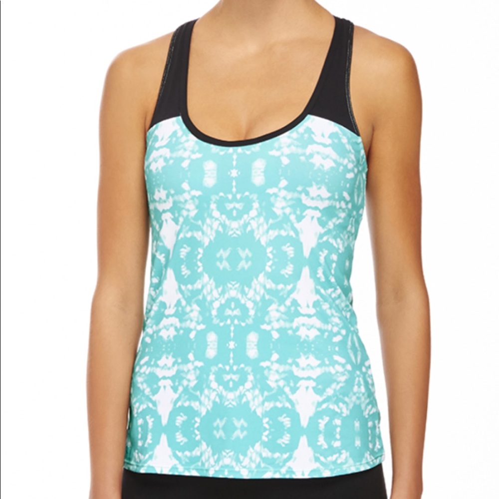 Fabletics blue tie dye pattern Zion top size small